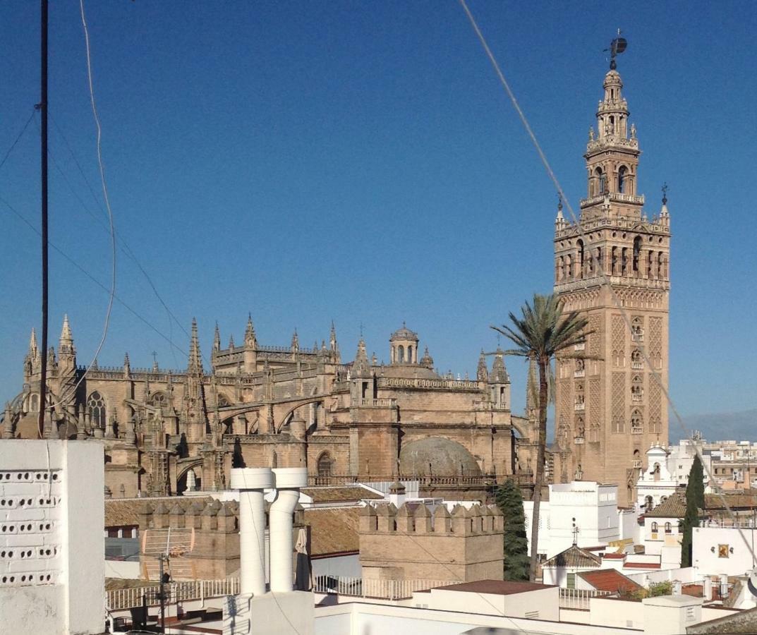 Villa Elvira, Exclusive Pool And Gardens In The Heart Of Sevilla Exteriör bild