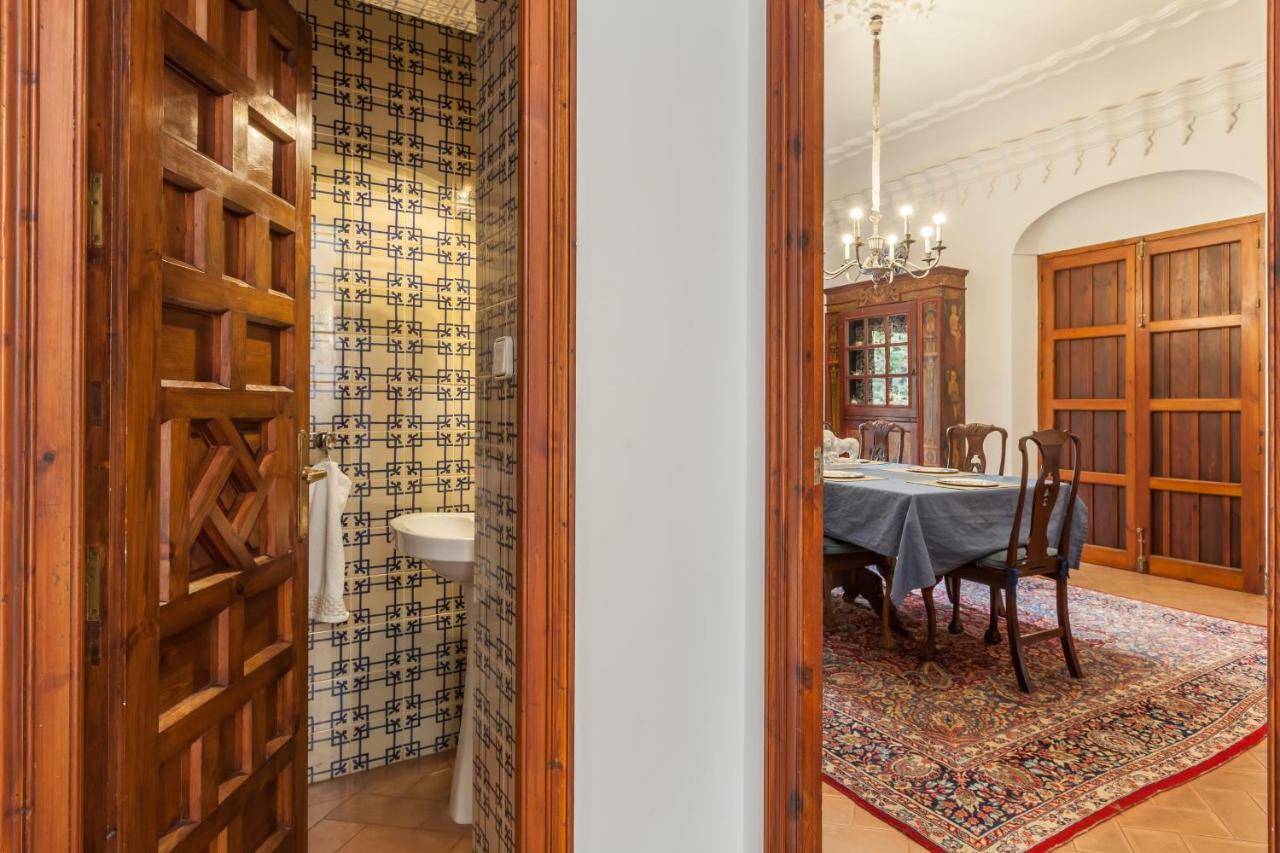 Villa Elvira, Exclusive Pool And Gardens In The Heart Of Sevilla Exteriör bild
