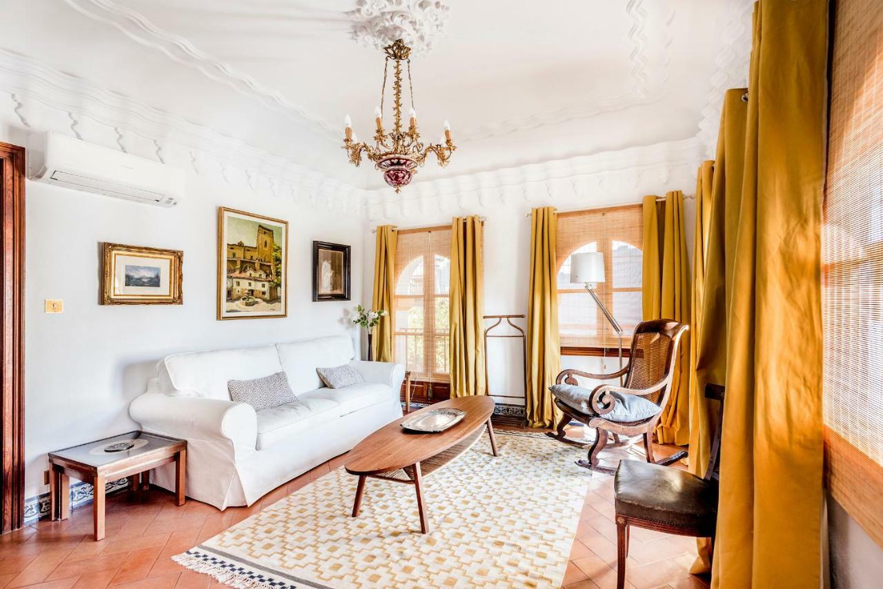 Villa Elvira, Exclusive Pool And Gardens In The Heart Of Sevilla Exteriör bild