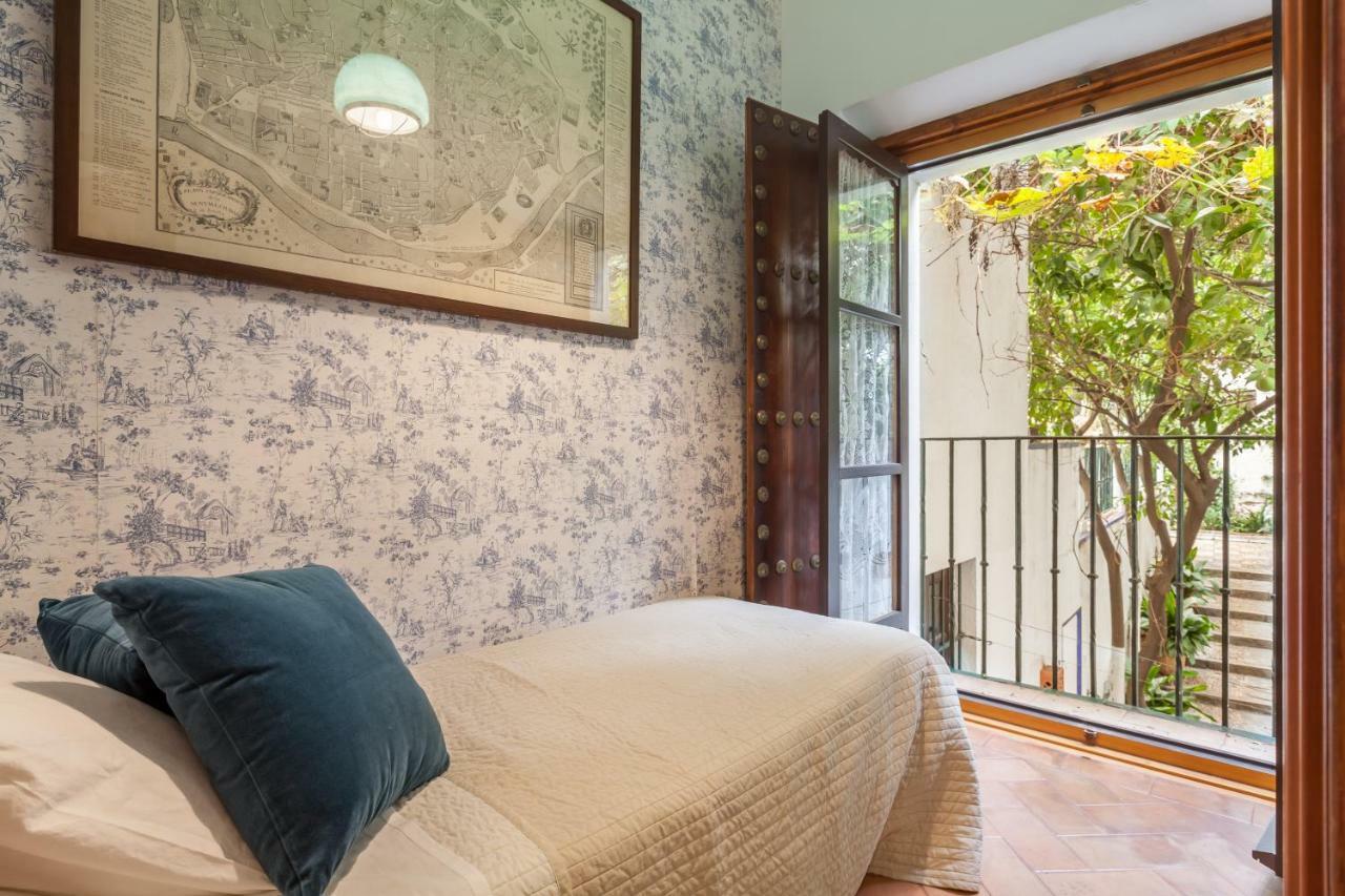Villa Elvira, Exclusive Pool And Gardens In The Heart Of Sevilla Exteriör bild