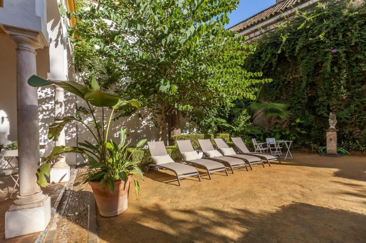 Villa Elvira, Exclusive Pool And Gardens In The Heart Of Sevilla Exteriör bild