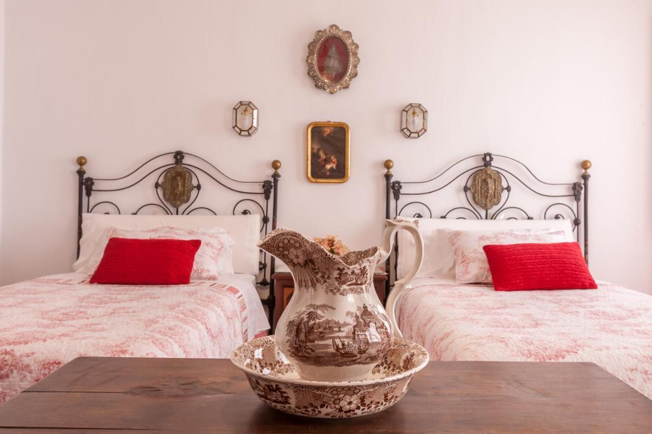 Villa Elvira, Exclusive Pool And Gardens In The Heart Of Sevilla Exteriör bild