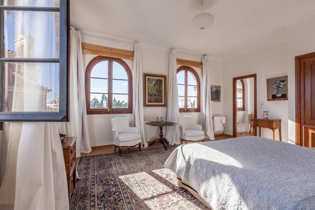 Villa Elvira, Exclusive Pool And Gardens In The Heart Of Sevilla Exteriör bild
